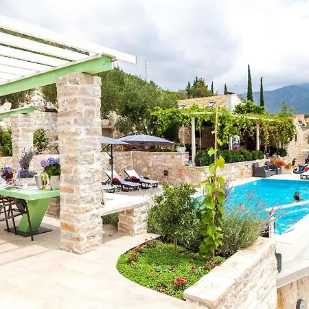Tatil Evi Ferienhaus Fuer 4 Personen Und 1 Kind In Stankovic Bei Orebic, Dalmatien Sueddalmatien Orebić