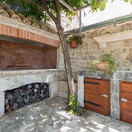 Ferienhaus Fuer 4 Personen Und 1 Kind In Stankovic Bei Orebic, Dalmatien Sueddalmatien أوروبيتش