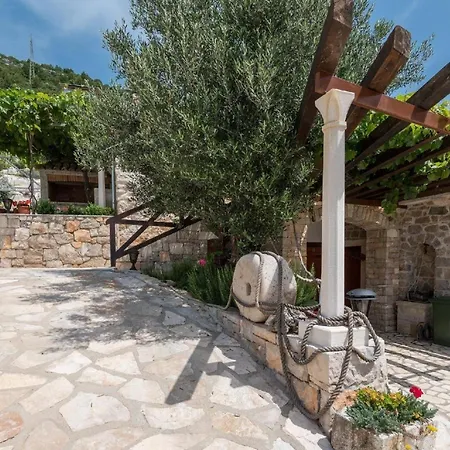 Ferienhaus Fuer 4 Personen Und 1 Kind In Stankovic Bei Orebic, Dalmatien Sueddalmatien أوروبيتش