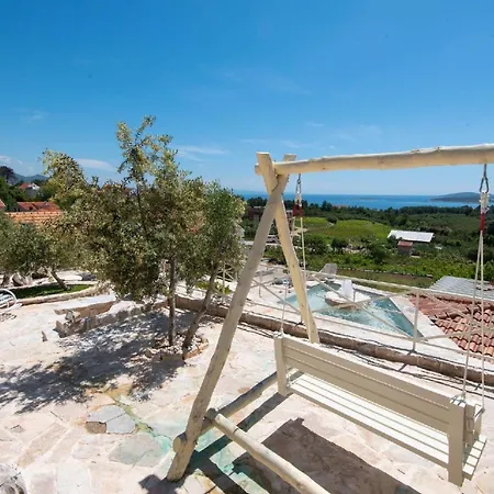 Ferienhaus Fuer 4 Personen Und 1 Kind In Stankovic Bei Orebic, Dalmatien Sueddalmatien * أوروبيتش
