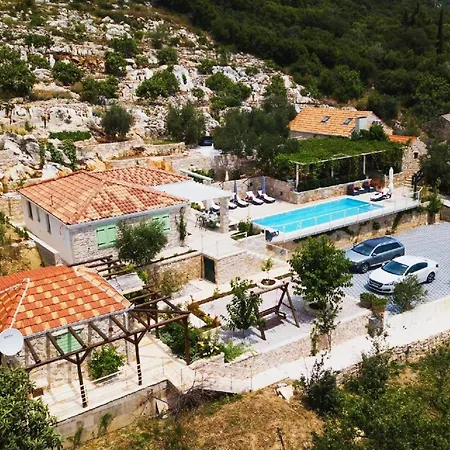 بيت للعطل Ferienhaus Fuer 4 Personen Und 1 Kind In Stankovic Bei Orebic, Dalmatien Sueddalmatien *
